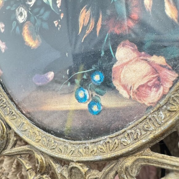 Vintage Brass Oval Floral Picture Frames With Convex Bubble Glass Made In Italy - Picture 13 of 16